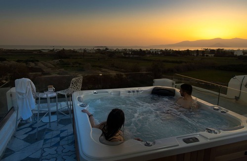 Plaka Villa | Villas Sofia Matina 2 cycladic villas side by side perfect for large groups