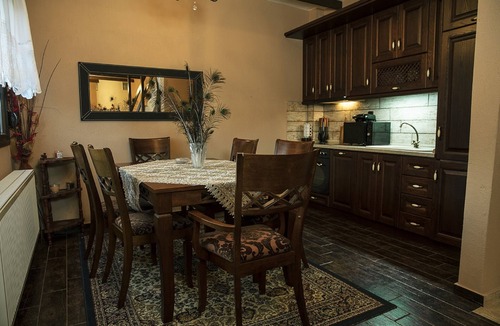Taxiarkhis Villa | VillasLirtzis
