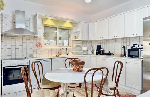 Plepi Villa | Villasonboard Dock Villa 3Bed Sleeps8 Porto Hydra