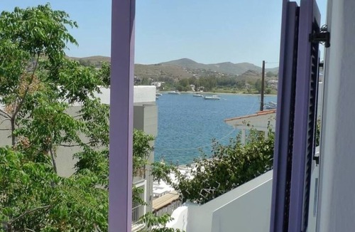Vourkari Condo | Vourkari House