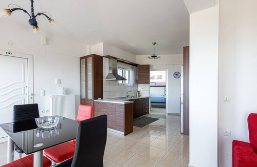 Filaki Apartment | Vourvahis Seaview Apartment in Karoti
