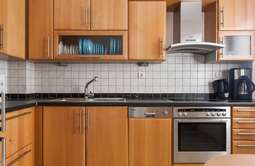 Koukaki Apartment | Walking distance to all attractions, safe, superb
