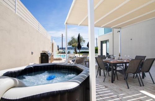 Limni Villa | White Swan Villa with Private Pool and Jacuzzi