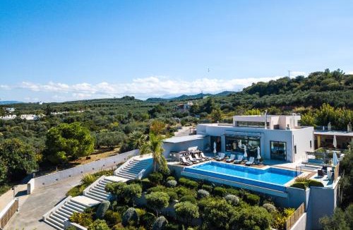 Platanias Town Villa | Winehill Villa