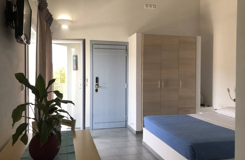 Agia Pelagia House | Zathea Apartments