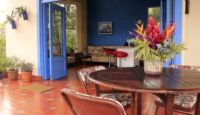 A beautiful home. Close to Orosi Thermal Pools!