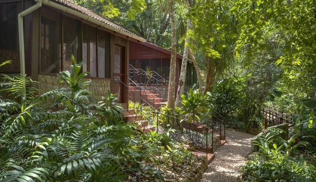 Air-Conditioned Casita w/Private Entrance, Screened-In Porch, & Great View