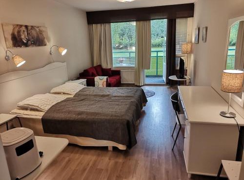 Apartment 252, 2nd floor!