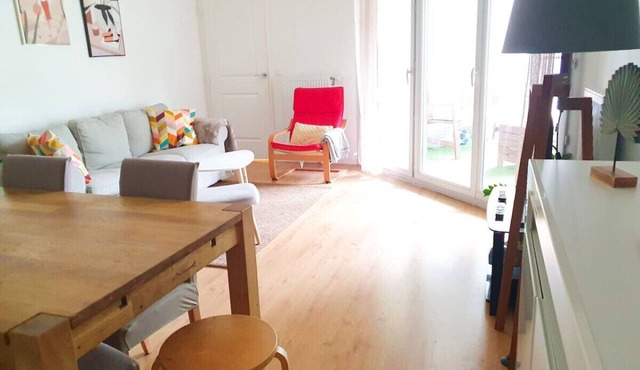 Big flat close to the velodrome and national golf
