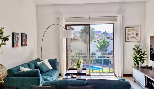 Bright, Peaceful Escape in Prime Escazú