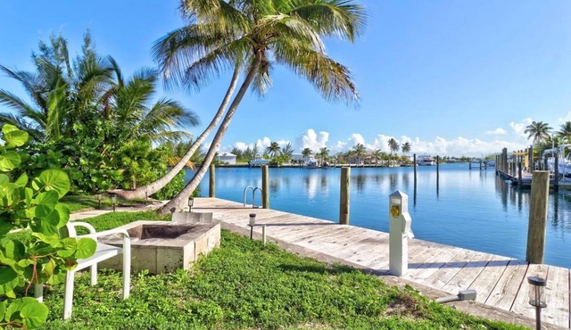 Canal Front Private Home in Treasure Cay, Bahamas With Dock