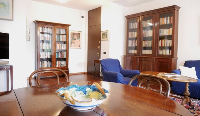 Casa Alberata: spacious three-room apartment in the green of Milan2
