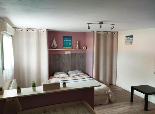 Chambre spacieuse agréable fonctionnelle chez l habitant