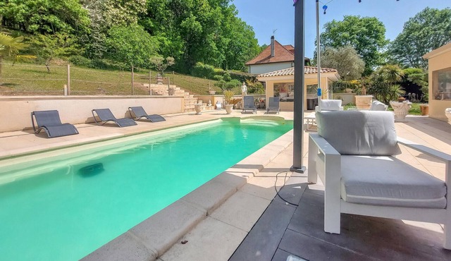 Charmant Studio avec piscine