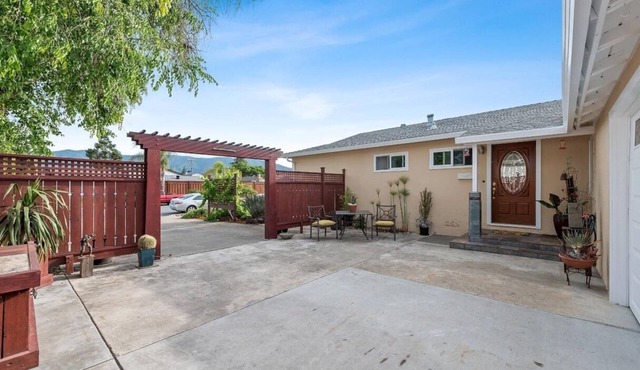 Charming 4B/2B near Cambrian - Work or vacation ready!