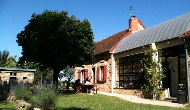 Charming Renovated Farmhouse - Pets Welcome - Near Commentry