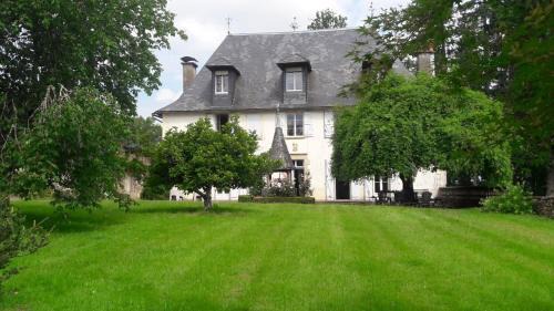 Chateau De Chaunac