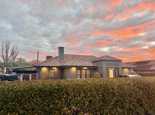 Cheerful 3 bedroom home - Inner south - Manuka