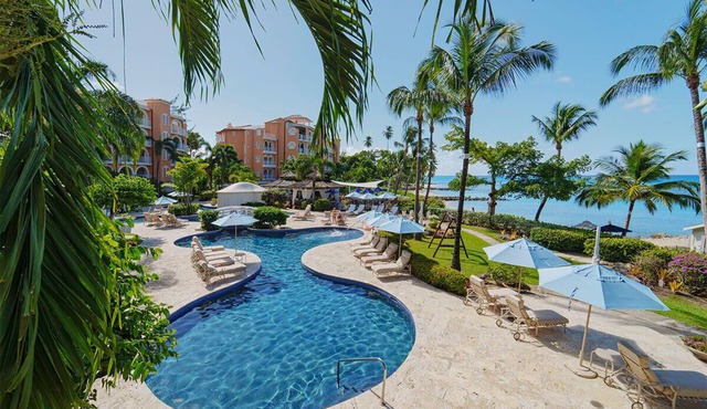 Chic Modern Condo - Saint Peter's Bay 211