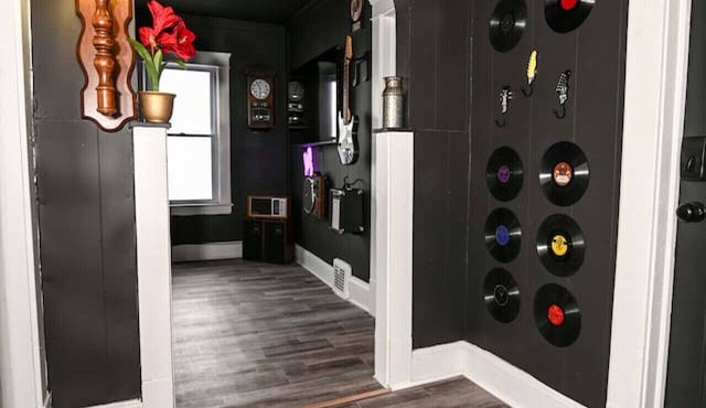 Cleveland’s Legends' Lair | Themed | Sleeps 4