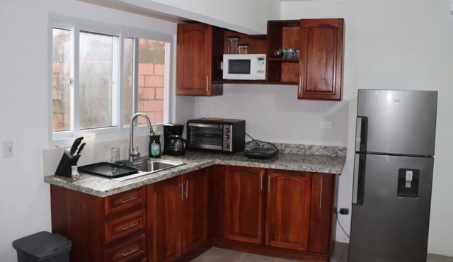 Comfortable 2 bedroom rental unit 10 min from SJO