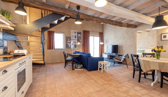 Cozy Lofted 2Bedroom Apartment in Farmhouse Resort
