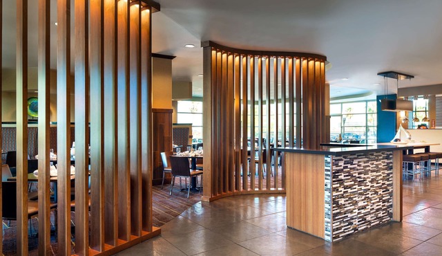 DoubleTree by Hilton San Francisco Airport North Bayfront