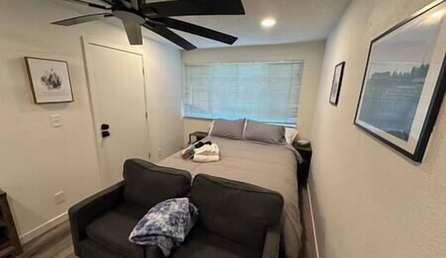 Downstairs UO, Autzen, Amazon Pk
