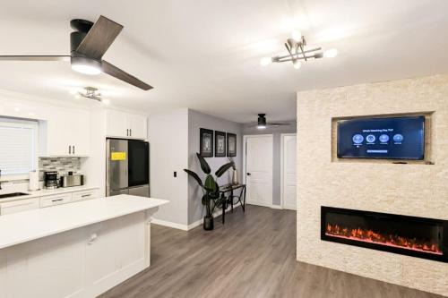 Elenas Modern 2BR Comfy Home