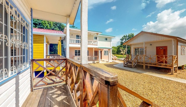 Family-friendly Belize cabin, Dangriga group cabin, comfortable nature escape