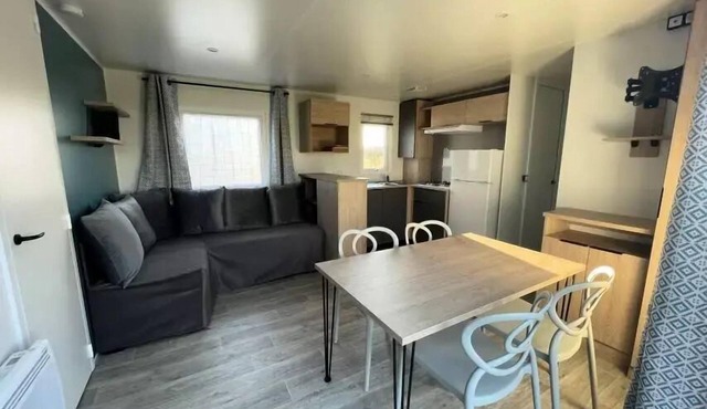 Flower Camping Loire et Châteaux * - Mobile Home Comfort 35M2 (3 bedrooms-6 people) + covered terrace for 6 people