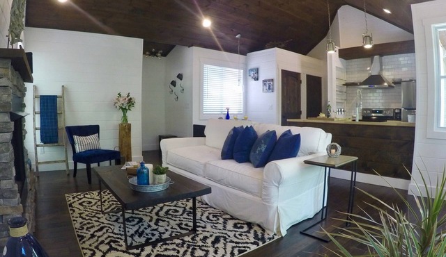FOREST COTTAGE- PERFECT COUPLE'S GETAWAY- New Fire Pit access