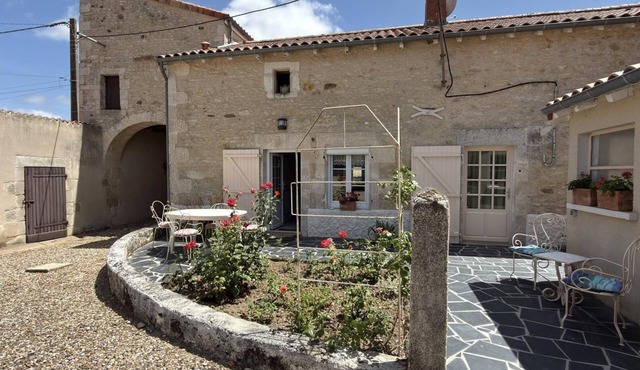 Le Gîte du Porche - Saint-georges-les-baillargeaux