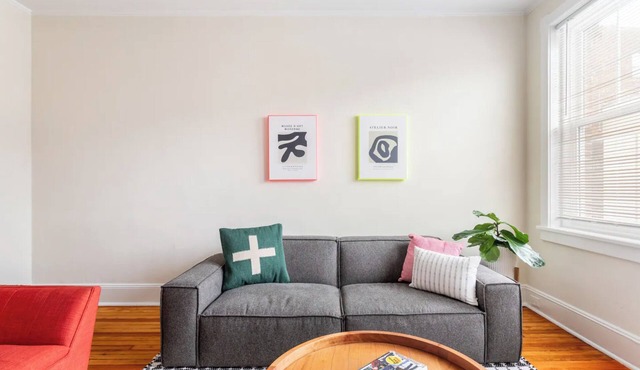 Fun & Funky 2BR in Downtown Princeton