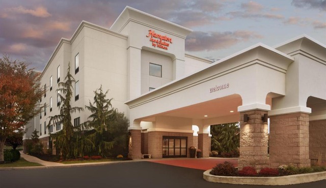 Hampton Inn & Suites Cleveland-Mentor