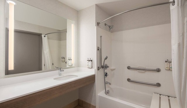 Holiday Inn Express Bothell by IHG