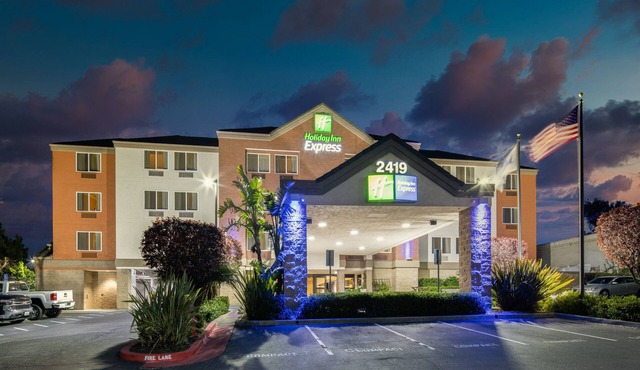 Holiday Inn Express Castro Valley - I-580 by IHG
