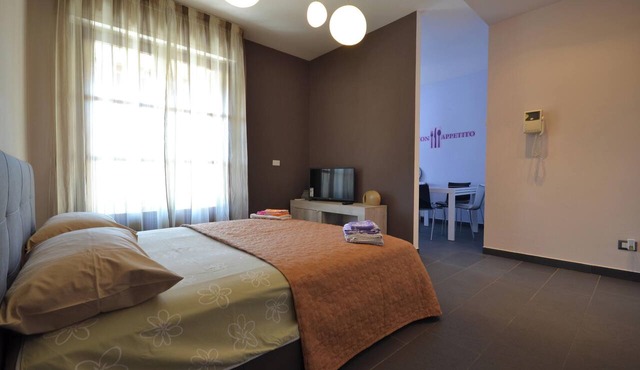Homerez - Flat in Vercelli with balcony.
