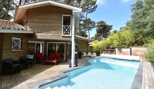 Hossegor “Thaïs”, Pleasant villa with swimming pool for 8 people.