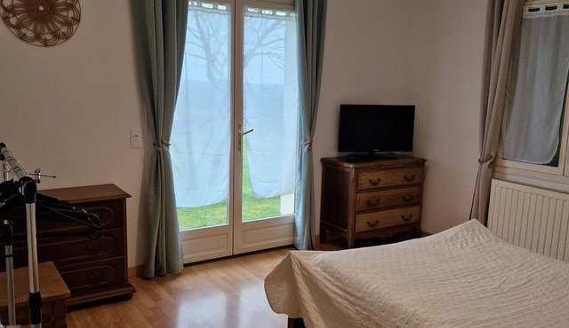 House 9 persons