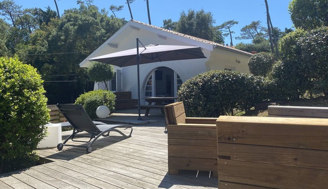Lake view, Exceptional location between Lake and Ocean, all within walking distance
