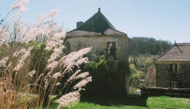 Le Manoir de St Marcel - Romantic Pigeon Tower