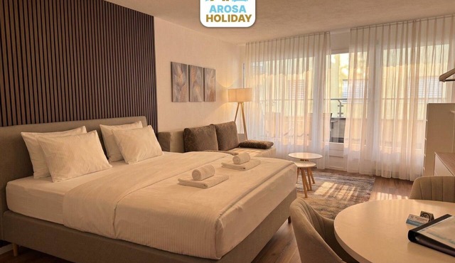 Lorez 5A by Arosa Holiday Appartement/Fewo, Bad, WC, Wohn-/Schlafraum by Interhome