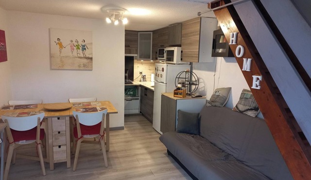 Loue Petite Maisonnette