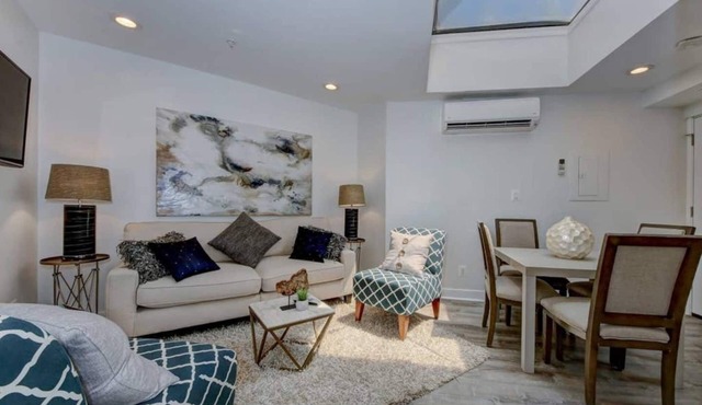 Luxury 2BR apartment Suite 7 in Dupont/Kalorama