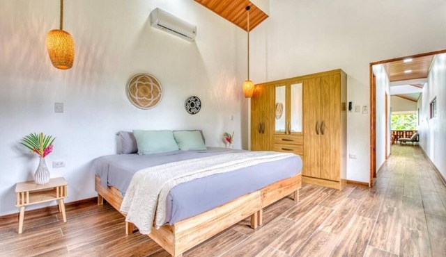 Luxury Beachfront 2BR Apartment with Oceanview Terrace with AC