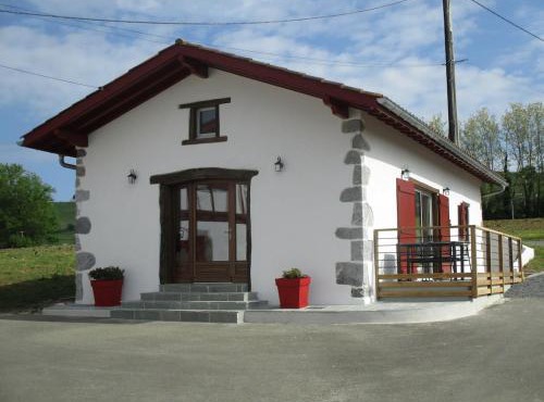 Maisonnette indépendante pour 4 personnes - PMR
