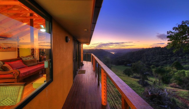 Maleny Tropical Retreat Balinese B&B