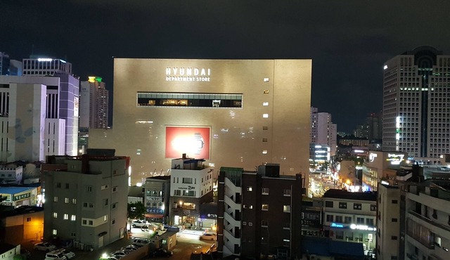 Midtown Hostel
