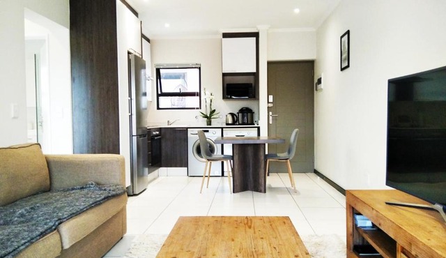 Modern, secure and amazing apartment in Fourways